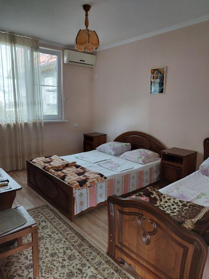 Белый Лотос Gagra Exterior photo