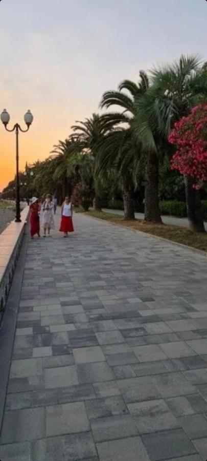 Белый Лотос Gagra Exterior photo